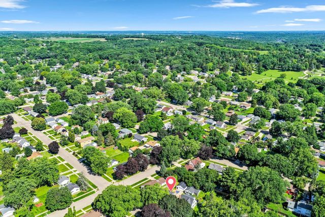 1530 Mole AVENUE, Janesville, WI 53548