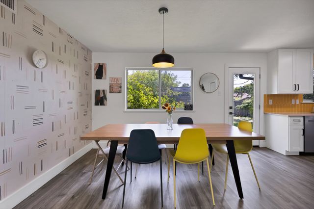 429 Melrose Drive, Richardson, TX 75080