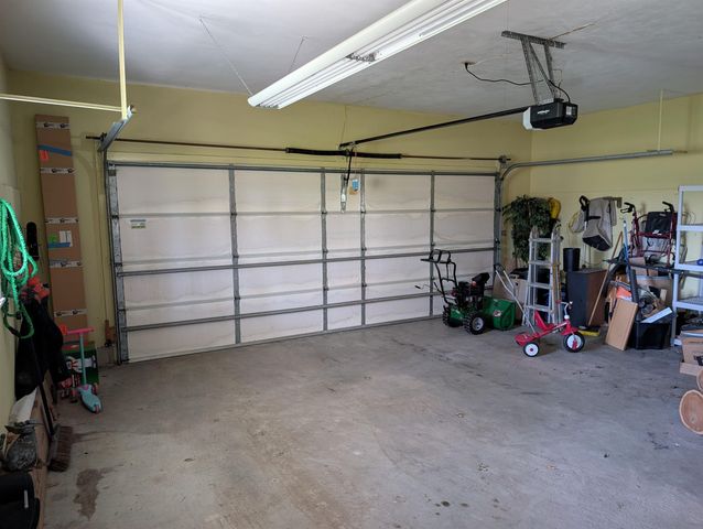413 Maple Street, Elma, IA 50628