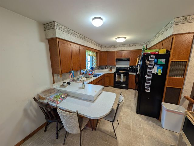 413 Maple Street, Elma, IA 50628