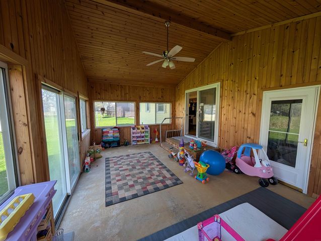413 Maple Street, Elma, IA 50628