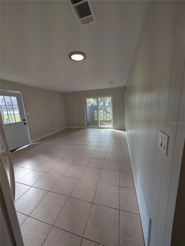 805 NW 40TH AVENUE, Gainesville, FL 32609