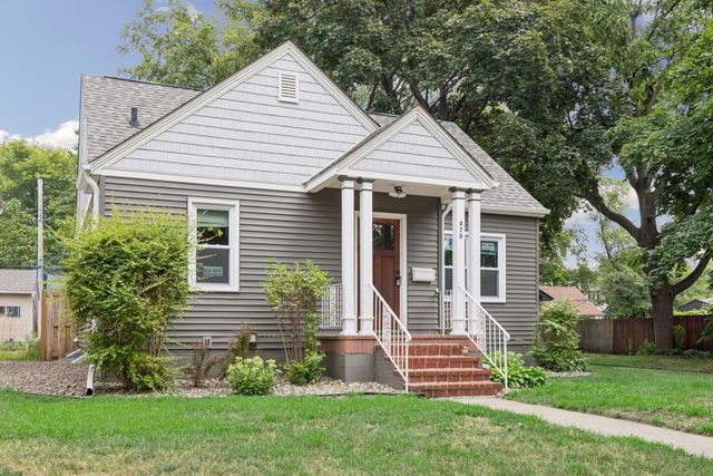 870 22nd Avenue SE, Minneapolis, MN 55414