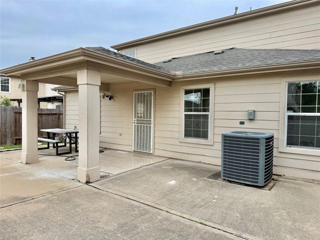 13011 Hill Canyon Lane, Houston, TX 77072