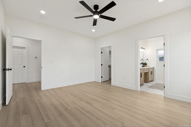 12911 Nuevo Arroyo Dr, Atascosa, TX 78002