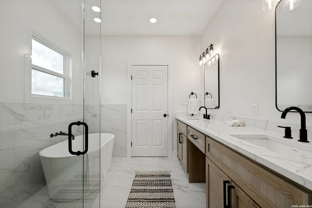 12911 Nuevo Arroyo Dr, Atascosa, TX 78002