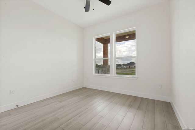 12911 Nuevo Arroyo Dr, Atascosa, TX 78002