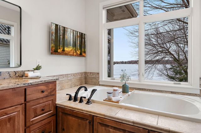 1065 Tonkawa Road, Orono, MN 55356