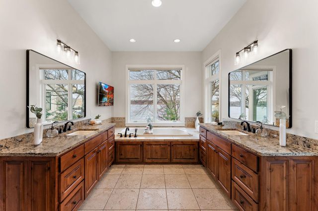 1065 Tonkawa Road, Orono, MN 55356