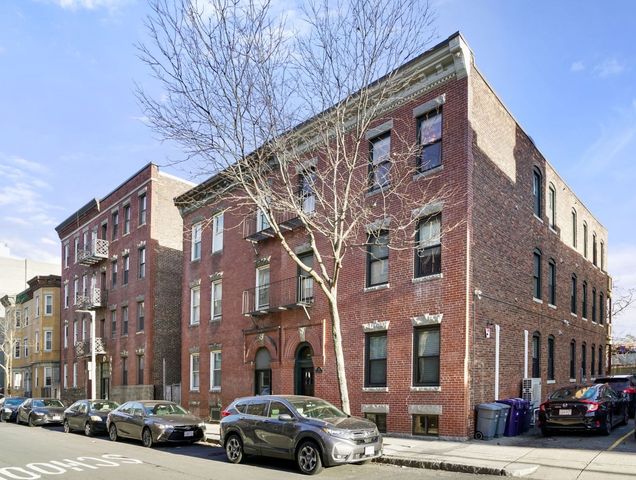 155 Cottage Street 5, Boston, MA 02128