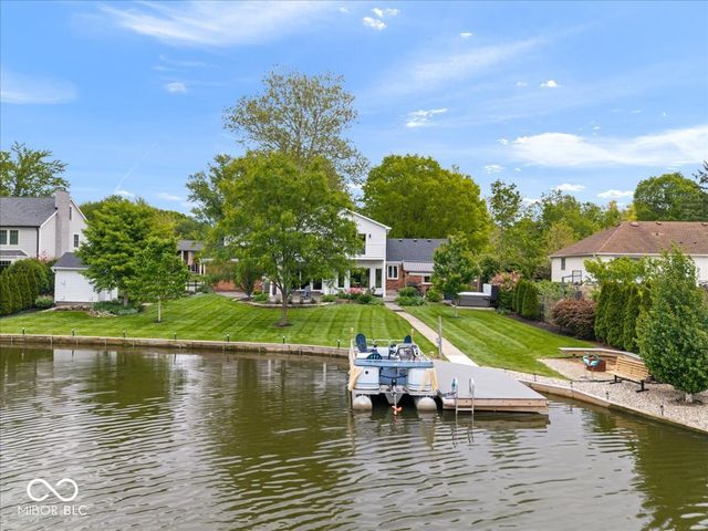 11416 E Lakeshore Drive, Carmel, IN 46033