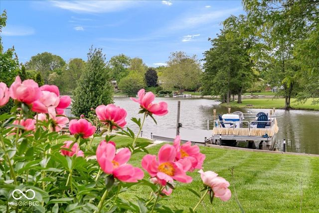 11416 E Lakeshore Drive, Carmel, IN 46033