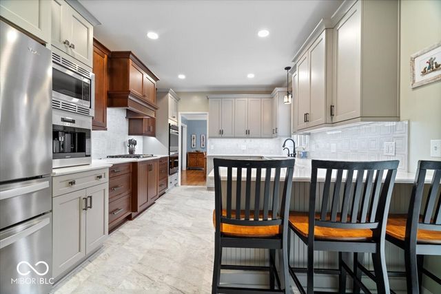 11416 E Lakeshore Drive, Carmel, IN 46033