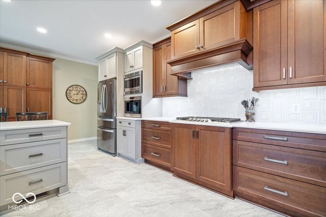 11416 E Lakeshore Drive, Carmel, IN 46033