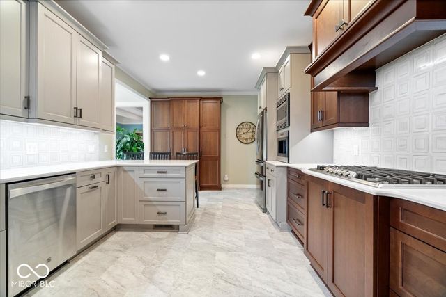 11416 E Lakeshore Drive, Carmel, IN 46033