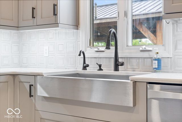 11416 E Lakeshore Drive, Carmel, IN 46033