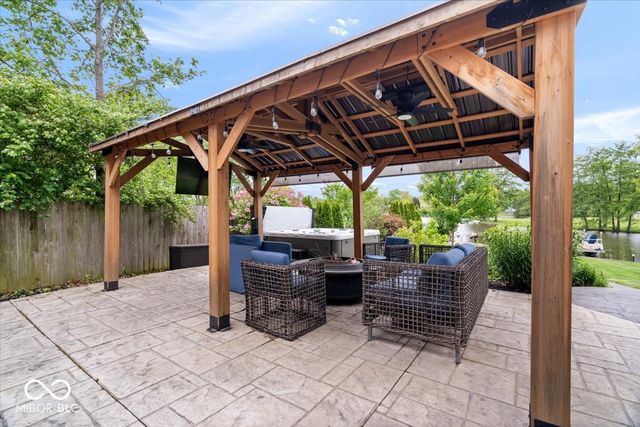 11416 E Lakeshore Drive, Carmel, IN 46033