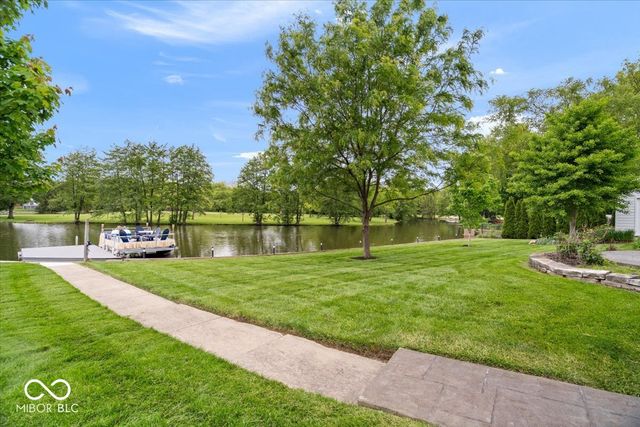 11416 E Lakeshore Drive, Carmel, IN 46033