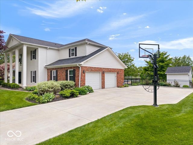 11416 E Lakeshore Drive, Carmel, IN 46033