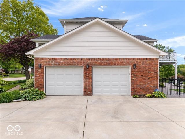 11416 E Lakeshore Drive, Carmel, IN 46033