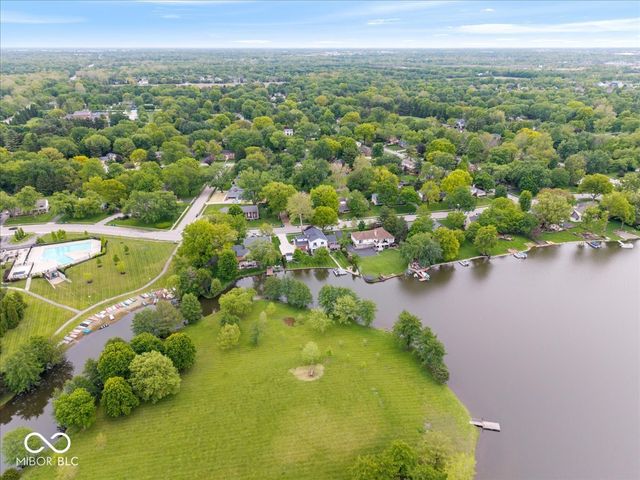 11416 E Lakeshore Drive, Carmel, IN 46033