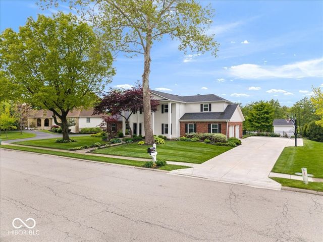 11416 E Lakeshore Drive, Carmel, IN 46033