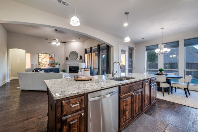 3204 Balmerino Lane, The Colony, TX 75056