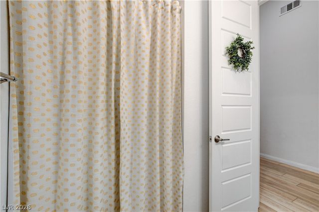 10250 Millholm Avenue, Las Vegas, NV 89166