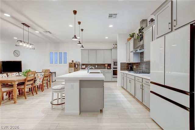 10250 Millholm Avenue, Las Vegas, NV 89166