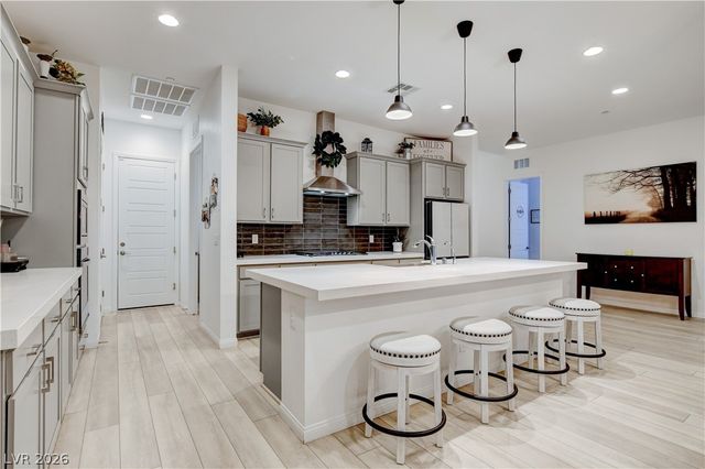 10250 Millholm Avenue, Las Vegas, NV 89166