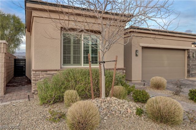 10250 Millholm Avenue, Las Vegas, NV 89166