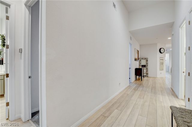 10250 Millholm Avenue, Las Vegas, NV 89166