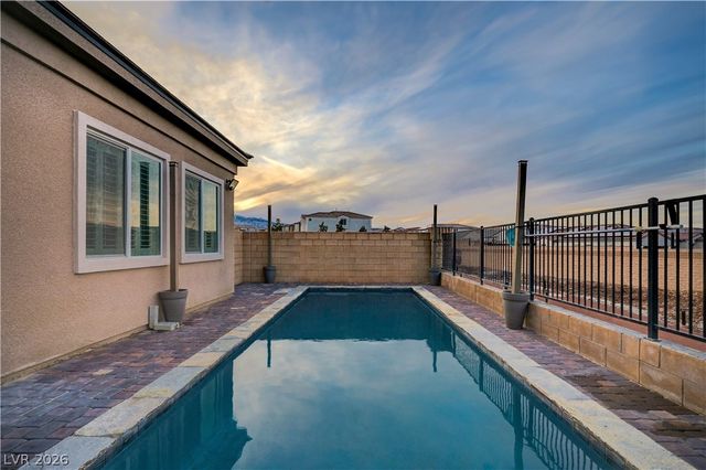 10250 Millholm Avenue, Las Vegas, NV 89166