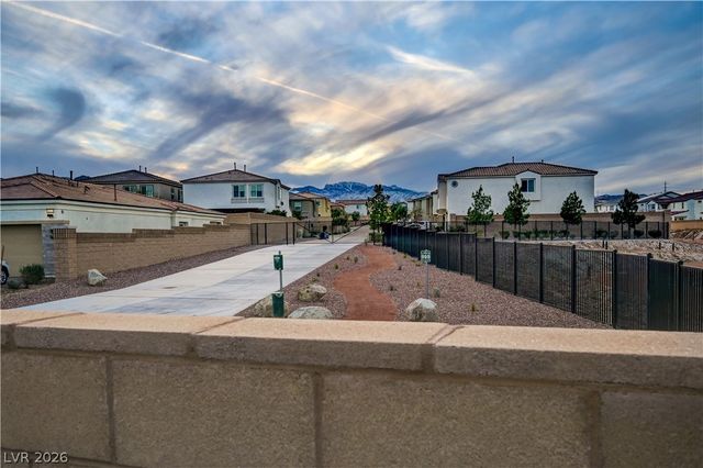 10250 Millholm Avenue, Las Vegas, NV 89166