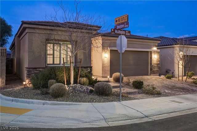 10250 Millholm Avenue, Las Vegas, NV 89166