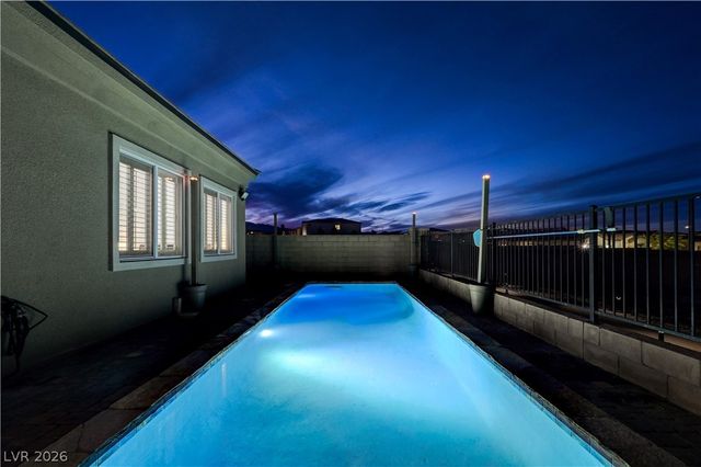 10250 Millholm Avenue, Las Vegas, NV 89166