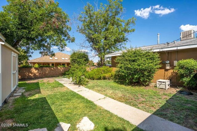 1320 Milton, Las Cruces, NM 88001