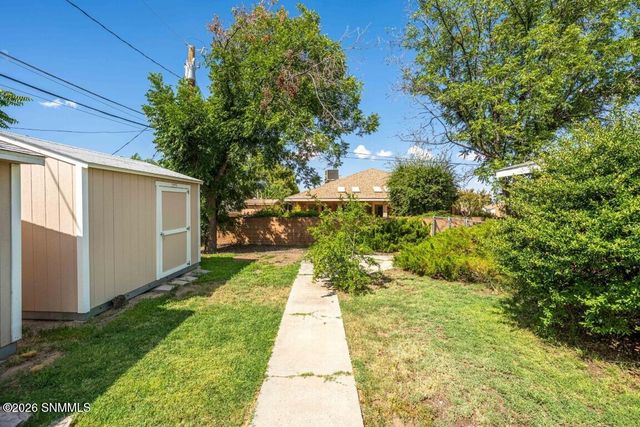 1320 Milton, Las Cruces, NM 88001