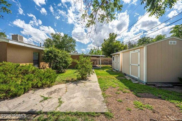 1320 Milton, Las Cruces, NM 88001
