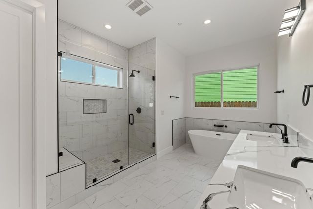 9017 Phoenix Ave, Fair Oaks, CA 95628