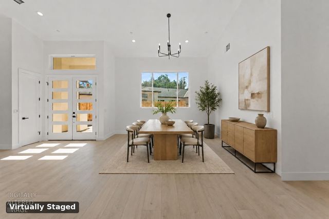 9017 Phoenix Ave, Fair Oaks, CA 95628