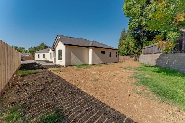 9017 Phoenix Ave, Fair Oaks, CA 95628