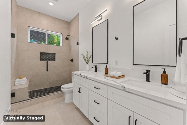 9017 Phoenix Ave, Fair Oaks, CA 95628