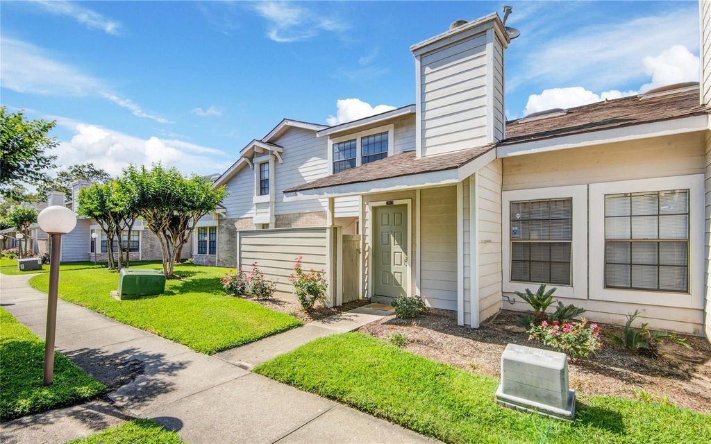 6103 Ludington Drive 4-941, Houston, TX 77035