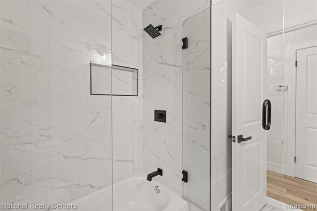 2616 Kenmore Road, Berkley, MI 48072