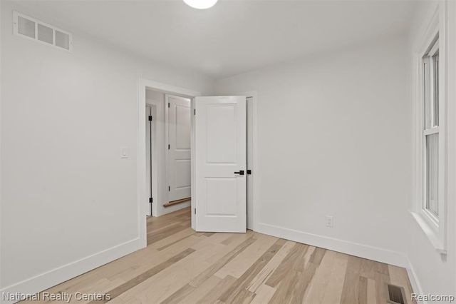 2616 Kenmore Road, Berkley, MI 48072