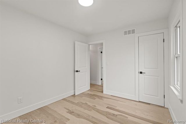2616 Kenmore Road, Berkley, MI 48072