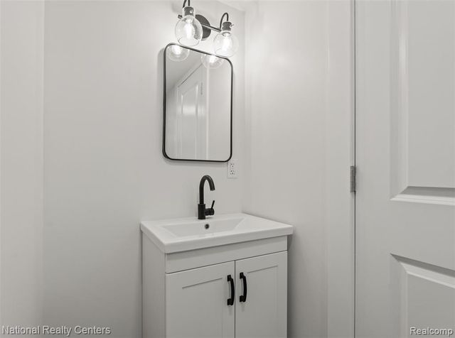 2616 Kenmore Road, Berkley, MI 48072