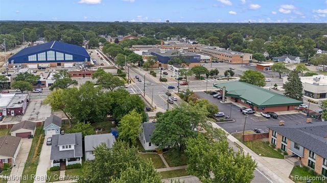 2616 Kenmore Road, Berkley, MI 48072