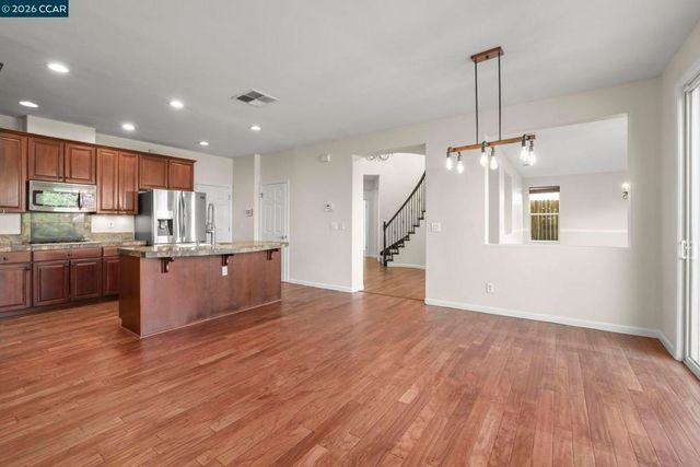 1821 Kern Mountain Way, Antioch, CA 94531